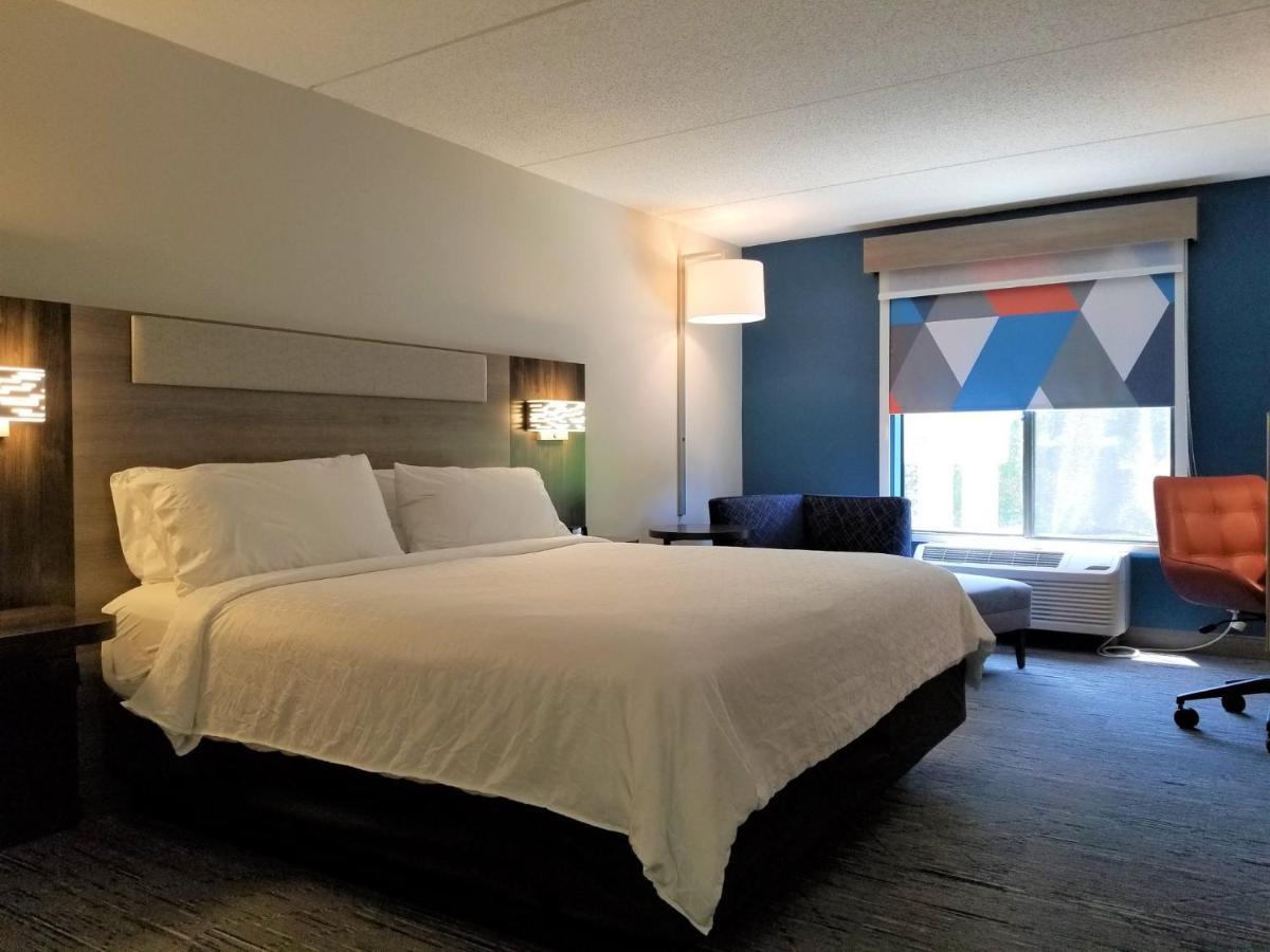 Holiday Inn Express Apex - Raleigh By Ihg Exterior foto