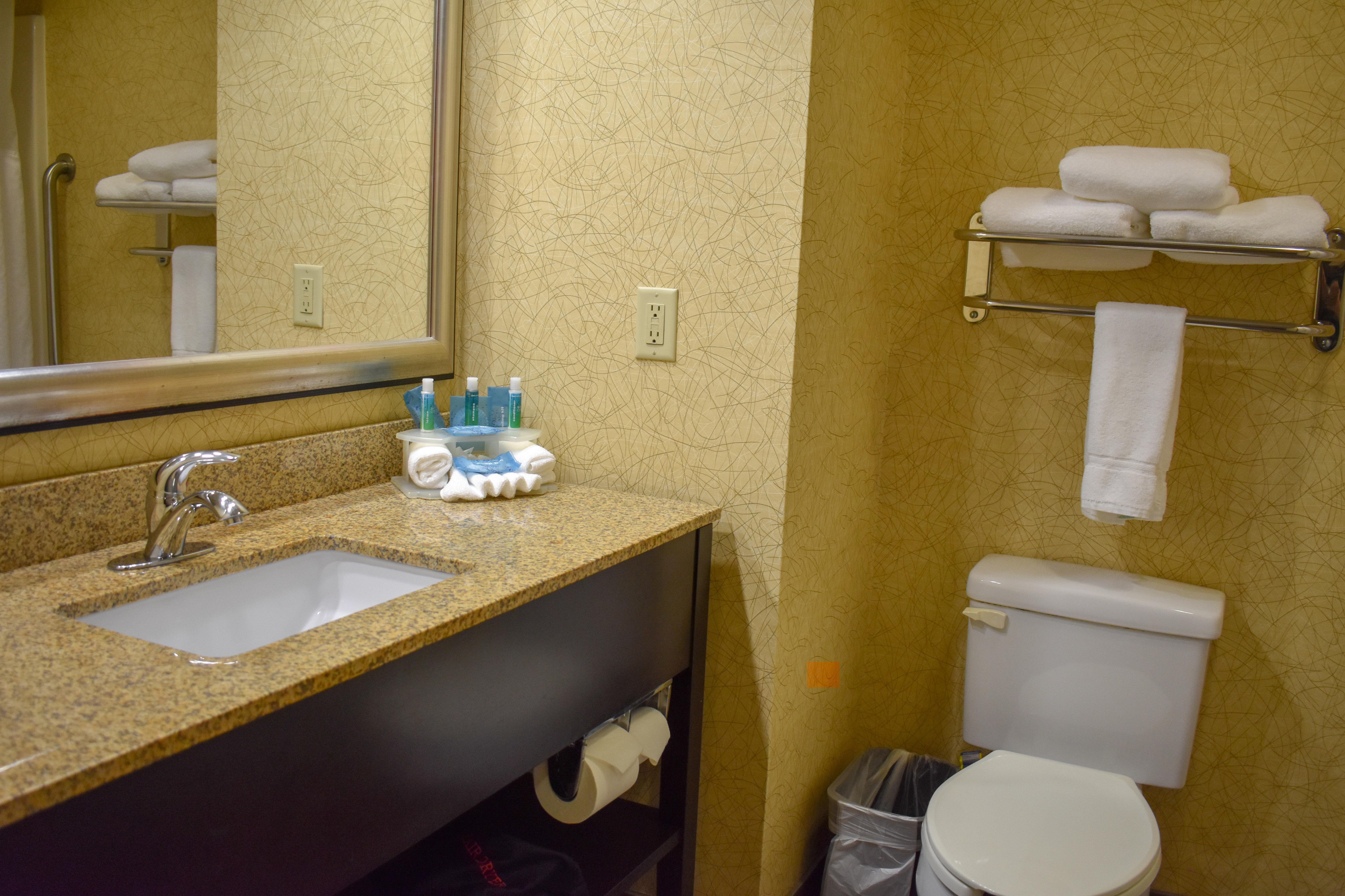 Holiday Inn Express Apex - Raleigh By Ihg Exterior foto